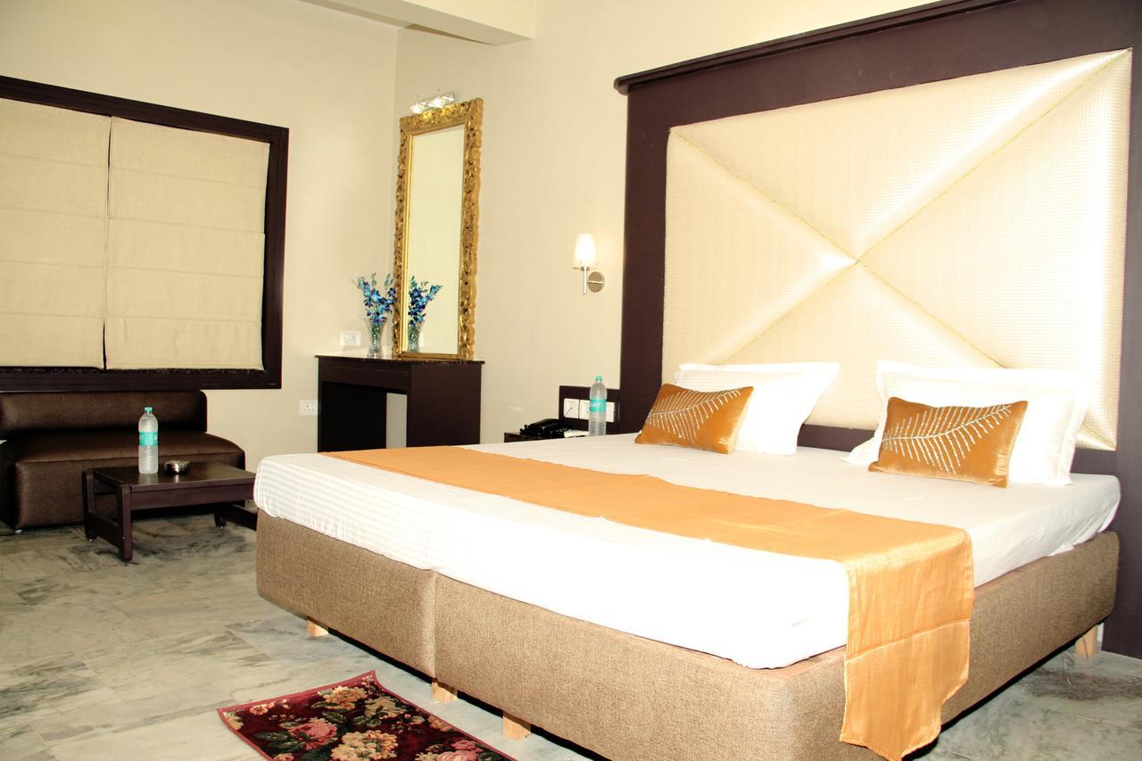 Hotel Gathbandhan Агра Екстер'єр фото
